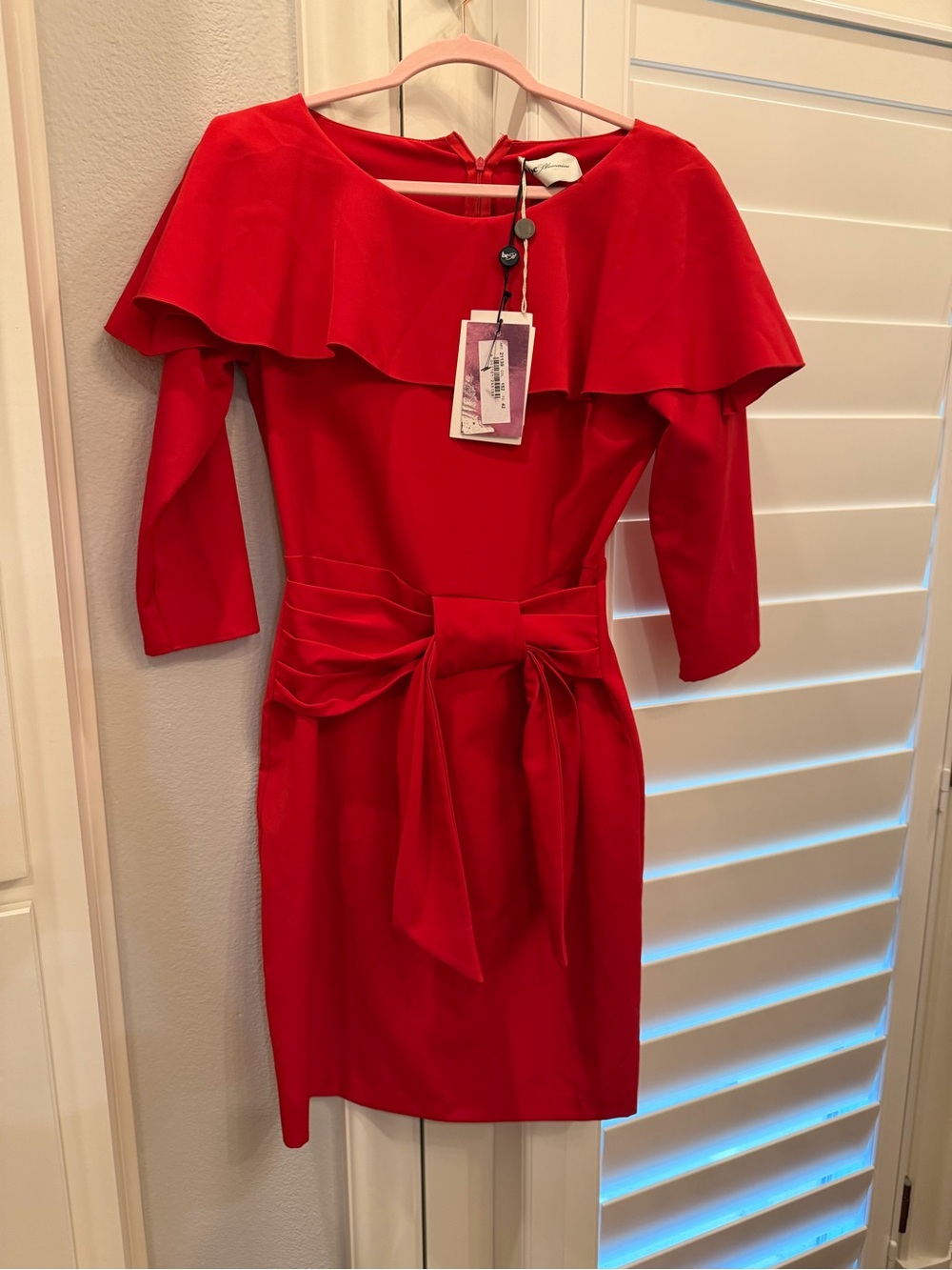 Bluemarine New Red Ruffle Shoulder Sheath Dress with Waist Tie. Size IT 42